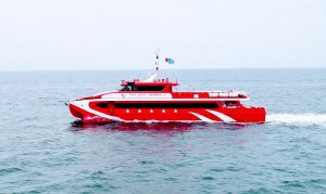 Với thiết kế độc đáo Tàu Phú Quốc Express nổi bật giữa biển khơi