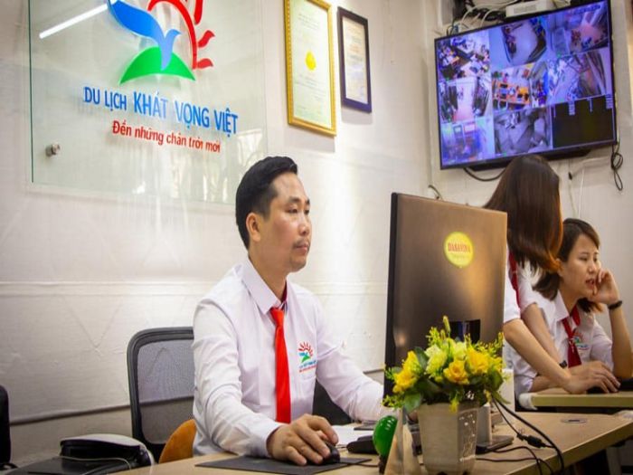 Công ty du lịch Khát Vọng Việt - Kavo Travel đội ngư tư vấn viên chuyên nghiệp, uy tín